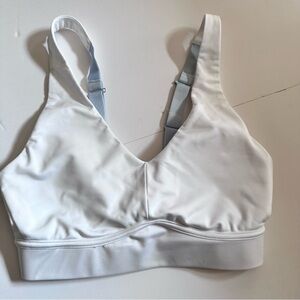 Fabletics White Sports Bra Size Small Low Impact J hook